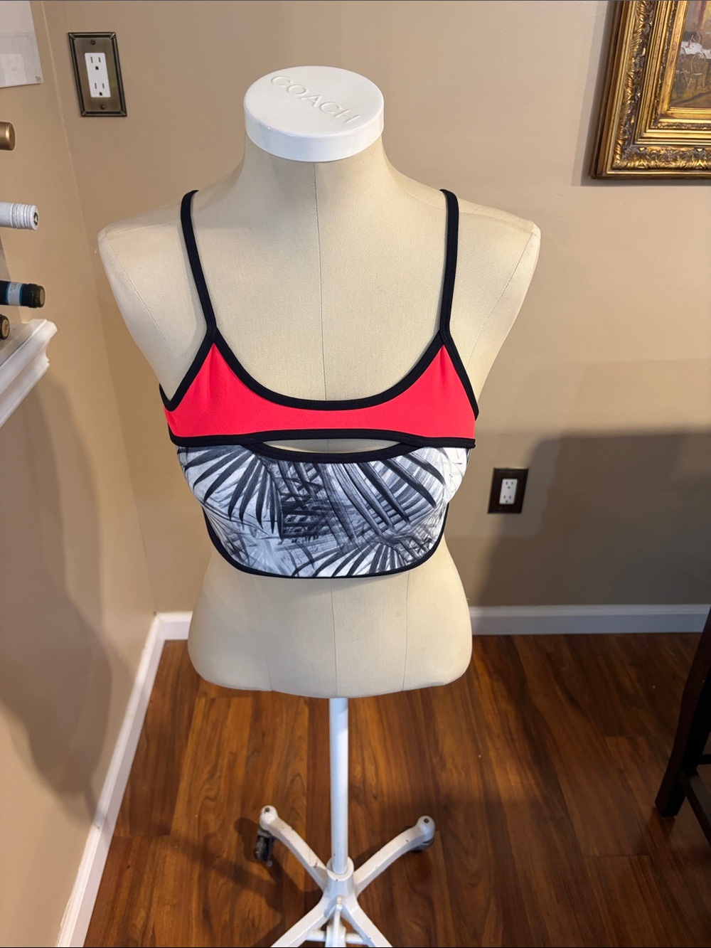 Women’s Tropical Print Cutout Bralette - Coral/Black